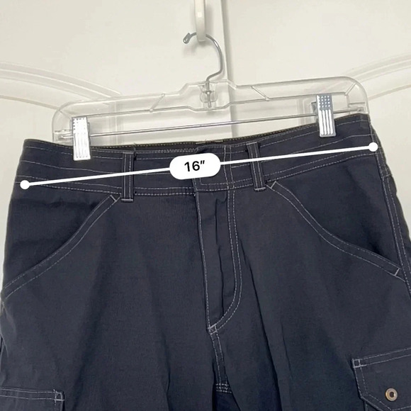 Kuhl Men’s Dark Grey Short - 30. - Picture 12 of 12